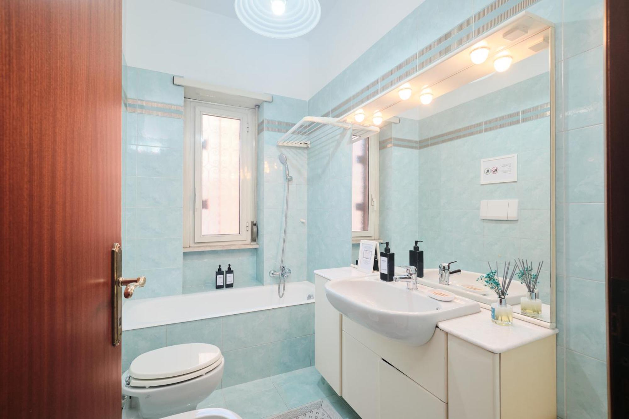 Parcheggio Gratuito, Wi-fi -netflix & Ac Apartment Rome